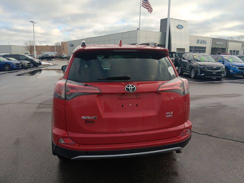 Used 2017 Toyota RAV4 XLE image 6