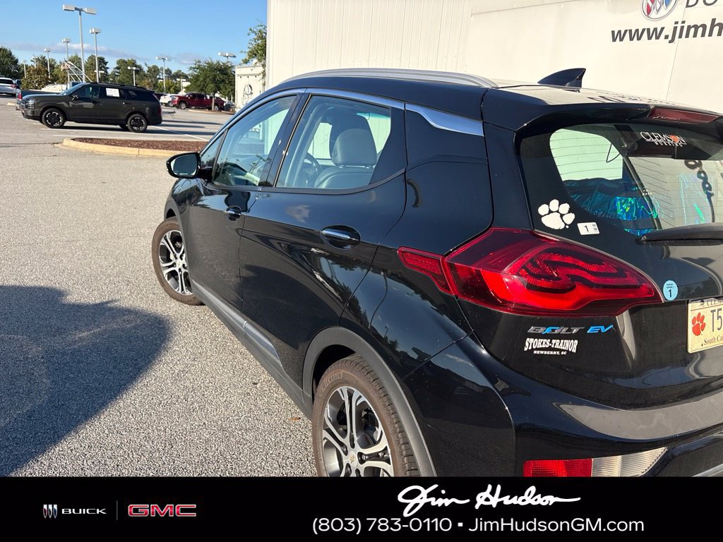 Used 2020 Chevrolet Bolt Premier w/ Infotainment Package FWD image 6