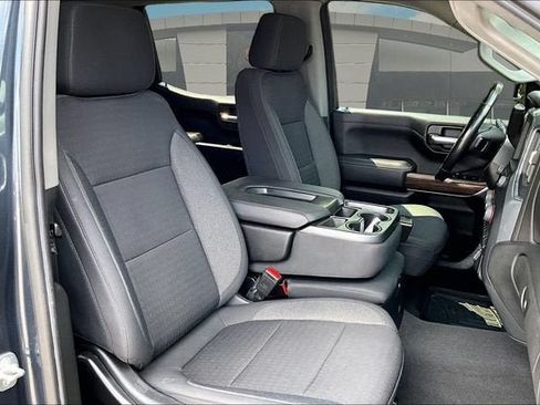 Used 2022 Chevrolet Silverado 1500 LT AWD/4WD image 7
