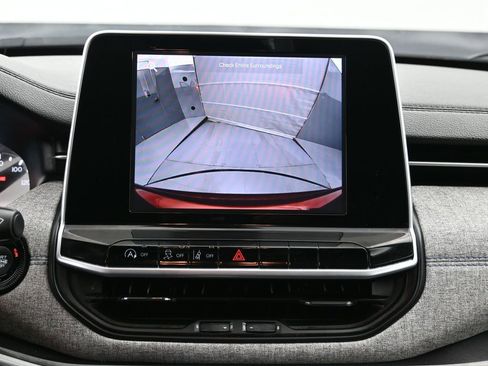 Used 2022 Jeep Compass Latitude w/ Convenience Group image 13