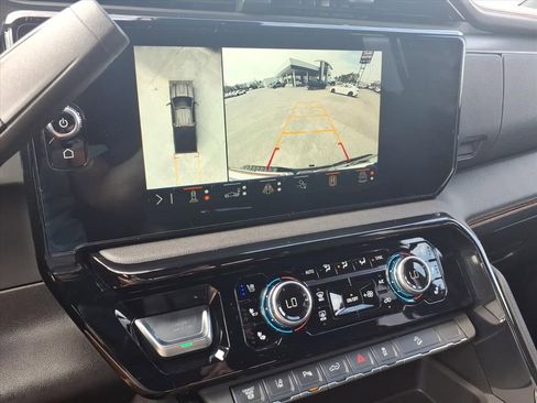 Used 2025 GMC Sierra 2500 AT4 w/ AT4 Premium Plus Package image 30