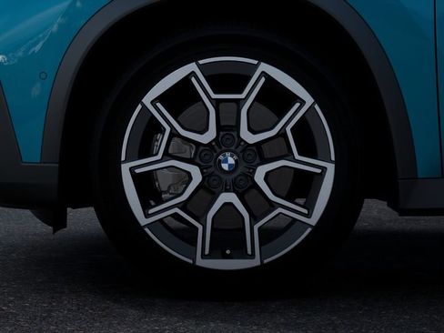 Used 2025 BMW X1 xDrive28i w/ Technology Package image 24