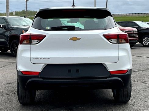 New 2026 Chevrolet TrailBlazer LS FWD image 4