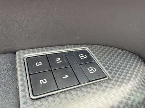 Used 2022 Land Rover Range Rover Sport HST AWD/4WD image 21