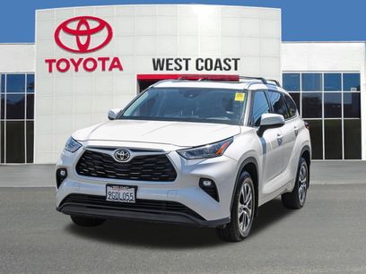 Used 2020 Toyota Highlander XLE