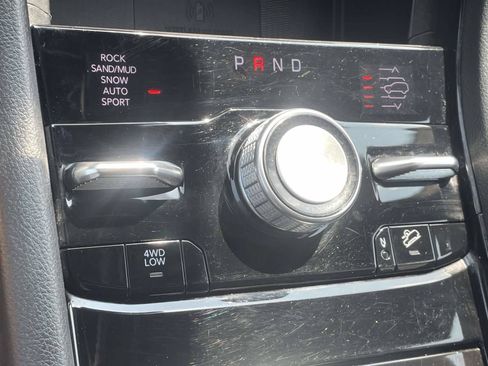 Used 2023 Jeep Grand Cherokee L Summit w/ Rear Seat Video Group I AWD/4WD image 25