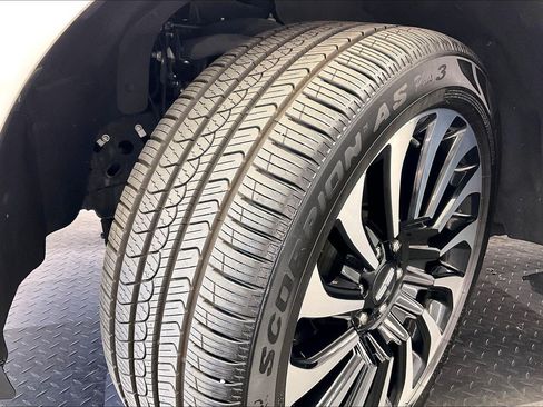 Used 2018 Lincoln Navigator Reserve w/ Technology Package AWD/4WD image 33