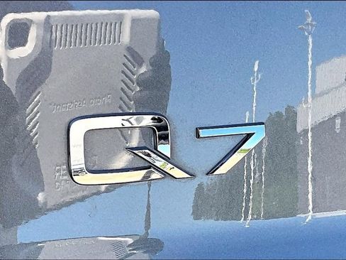 Used 2023 Audi Q7 3.0T Premium Plus AWD/4WD image 8