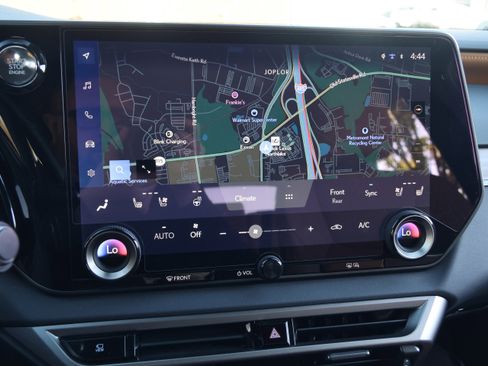 Certified 2025 Lexus RX 350 Premium w/ Accessory Package (Z1) image 23