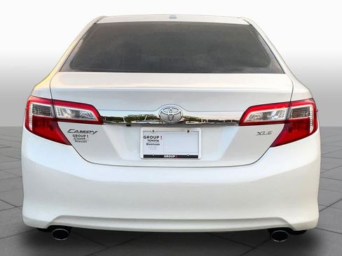 Used 2014 Toyota Camry XLE FWD image 5