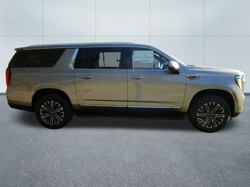 New 2026 GMC Yukon XL Elevation w/ Elevation Premium Package image 6