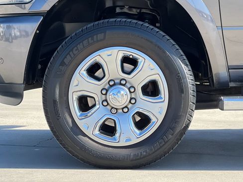 Used 2018 RAM 3500 Lone Star w/ Sport Appearance Group image 25