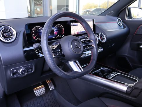 Certified 2026 Mercedes-Benz GLA 250 image 12
