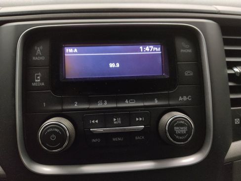 Used 2018 RAM 2500 Tradesman w/ Chrome Appearance Group AWD/4WD image 25