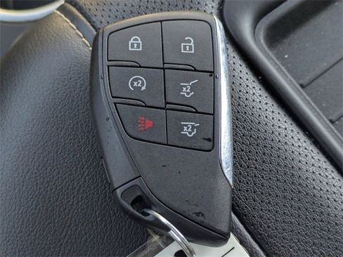 Used 2024 Chevrolet Suburban Premier image 26