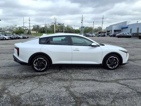 Used 2025 Kia K4 EX FWD image 14