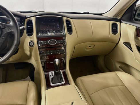 Used 2017 INFINITI QX50 2WD w/ Premium Plus Package image 29
