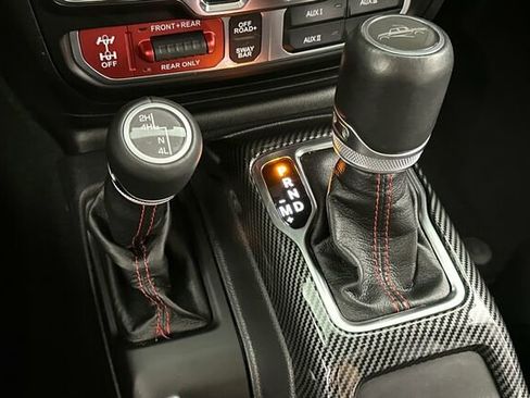 Used 2021 Jeep Gladiator Rubicon image 23