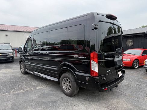 Used 2018 Ford Transit 250 148 Medium Roof w/ Exterior Upgrade Package RWD image 3