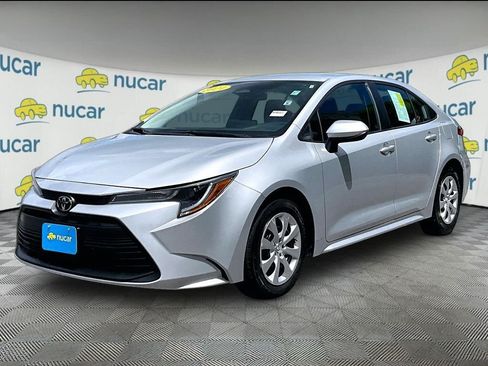 Used 2024 Toyota Corolla LE FWD image 3