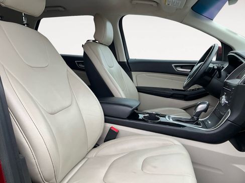 Used 2017 Ford Edge Titanium w/ Technology Package image 17