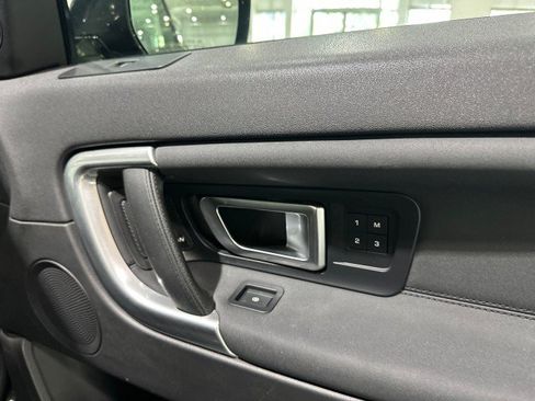 Used 2019 Land Rover Discovery Sport HSE AWD/4WD image 48