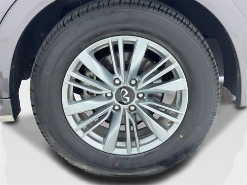 Used 2024 INFINITI QX80 Luxe image 56