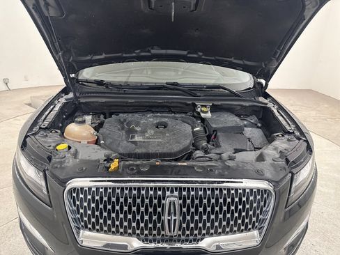 Used 2019 Lincoln MKC Reserve w/ MKC Technology Package FWD image 16