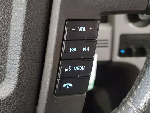 Used 2014 Ford F150 Lariat w/ Equipment Group 502A Luxury AWD/4WD image 23