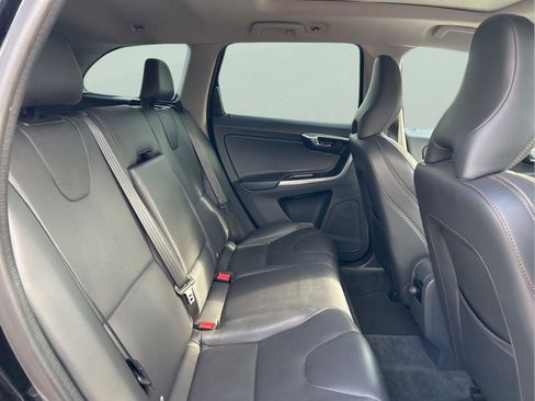 Used 2017 Volvo XC60 T5 Dynamic w/ Preferred Option Package image 29