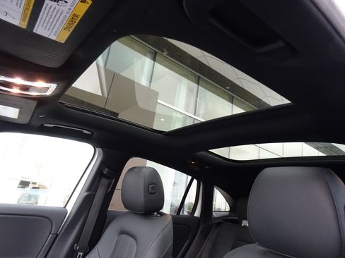 Used 2025 Mercedes-Benz GLA 250 GLA 250 image 11