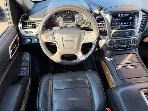 Used 2017 GMC Yukon Denali AWD/4WD image 56
