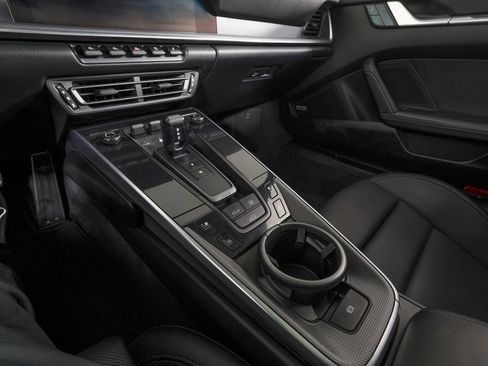 Used 2020 Porsche 911 Carrera S image 19
