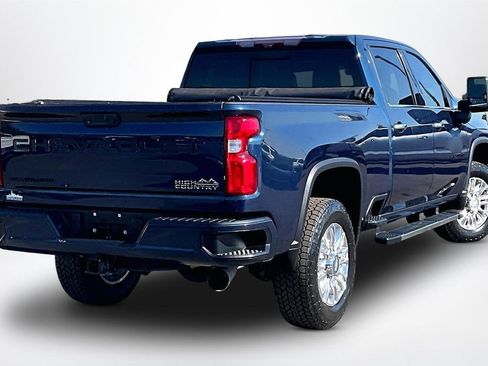 Used 2020 Chevrolet Silverado 2500 High Country AWD/4WD image 6