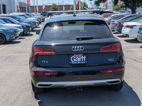 Used 2018 Audi Q5 Prestige AWD/4WD image 7