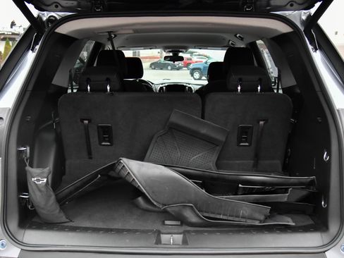 Used 2019 Chevrolet Traverse LT w/ LPO, Floor Liner Package image 39