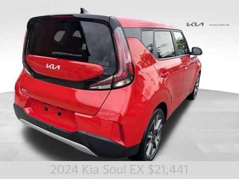 Certified 2024 Kia Soul EX w/ Option Group 015 FWD image 8