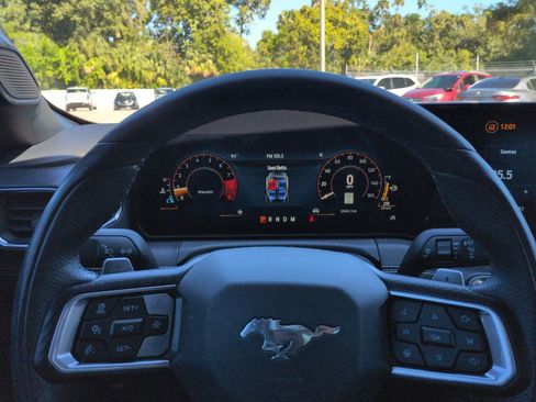 Used 2024 Ford Mustang GT Premium image 39