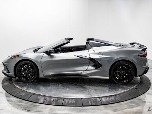 Used 2023 Chevrolet Corvette Stingray Preferred Conv w/ Z51 Performance Package image 8