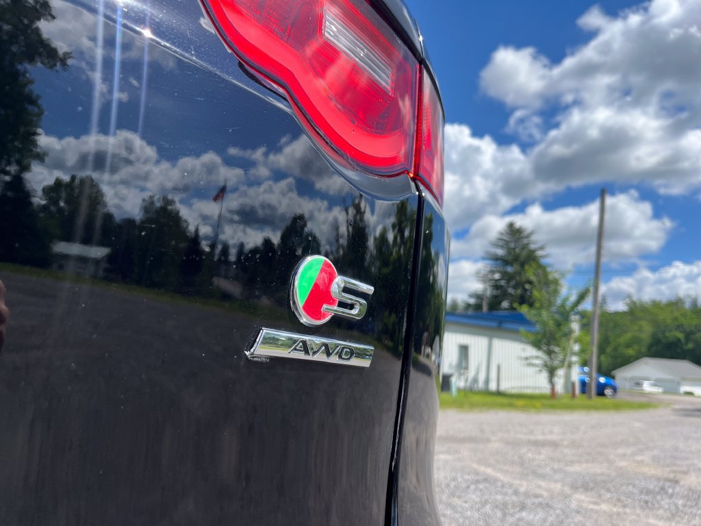 Used 2018 Jaguar F-PACE S AWD/4WD image 39
