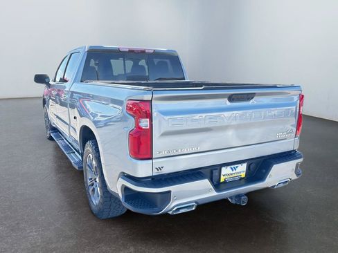 Used 2024 Chevrolet Silverado 1500 High Country w/ Technology Package AWD/4WD image 3