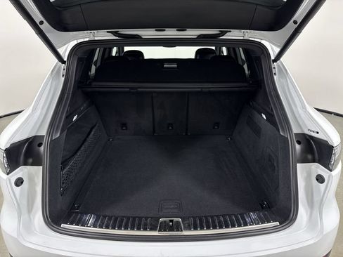 Certified 2023 Porsche Cayenne Platinum Edition AWD/4WD image 20