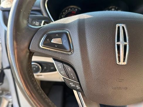 Used 2018 Lincoln MKC Reserve AWD/4WD image 23