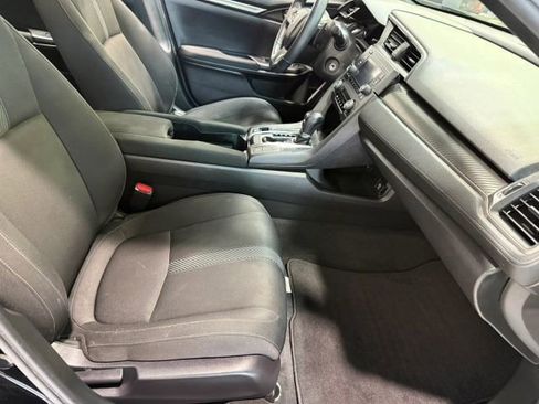 Used 2018 Honda Civic Sport image 26