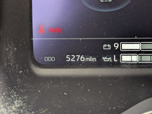 Used 2024 Toyota Tundra Limited AWD/4WD image 19