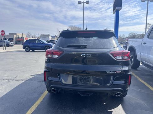 Used 2023 Chevrolet TrailBlazer RS w/ Sun and Liftgate Package image 6