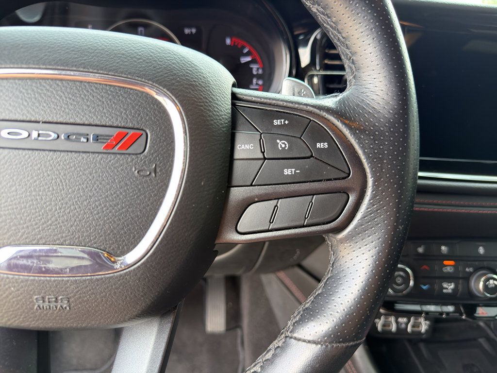 Used 2022 Dodge Durango R/T AWD/4WD image 15