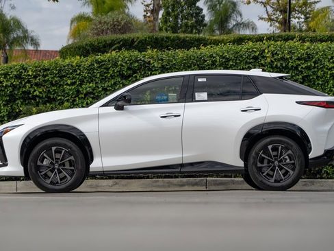 New 2026 Lexus RZ 350e 2WD image 4