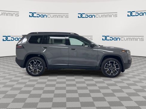 New 2026 Jeep Cherokee Overland AWD/4WD image 9
