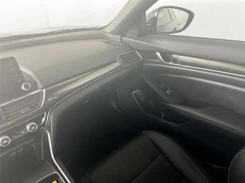 Used 2022 Honda Accord Sport image 22